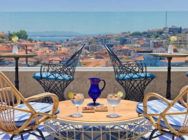 Terrace, H10 Duque De Loule, Lisbon