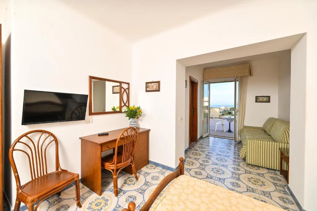 Room, Tramonto d'Oro Terme, Naples