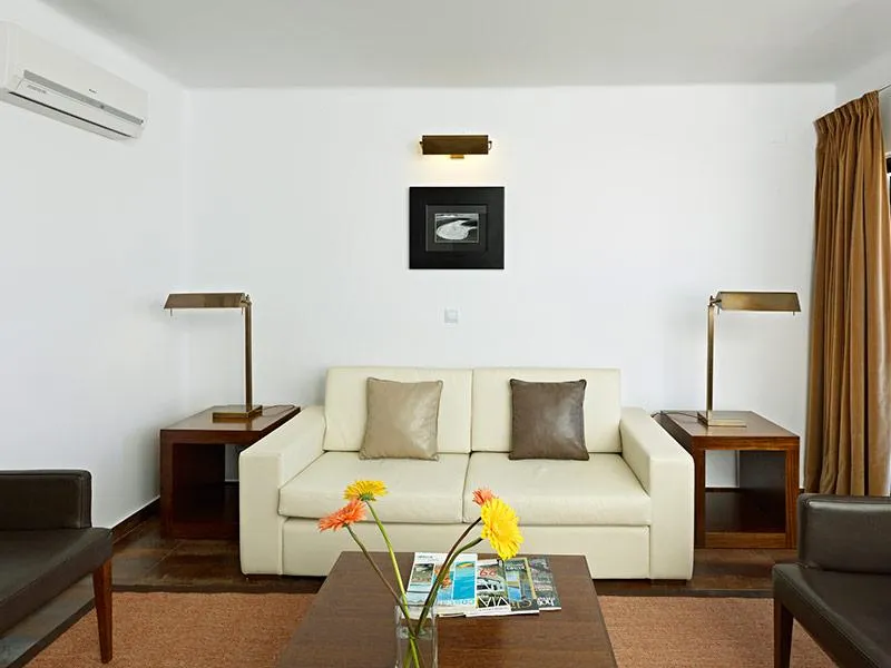 APARTMENT TWO BEDROOMS Room, São Rafael Holidays, Algarve