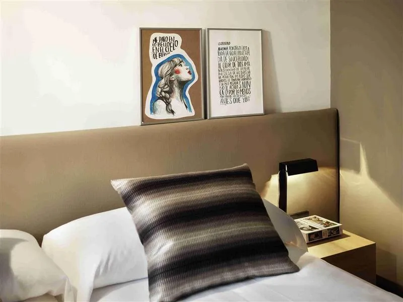 Double or Twin STANDARD Room, Mercure Barcelona Condor, Barcelona