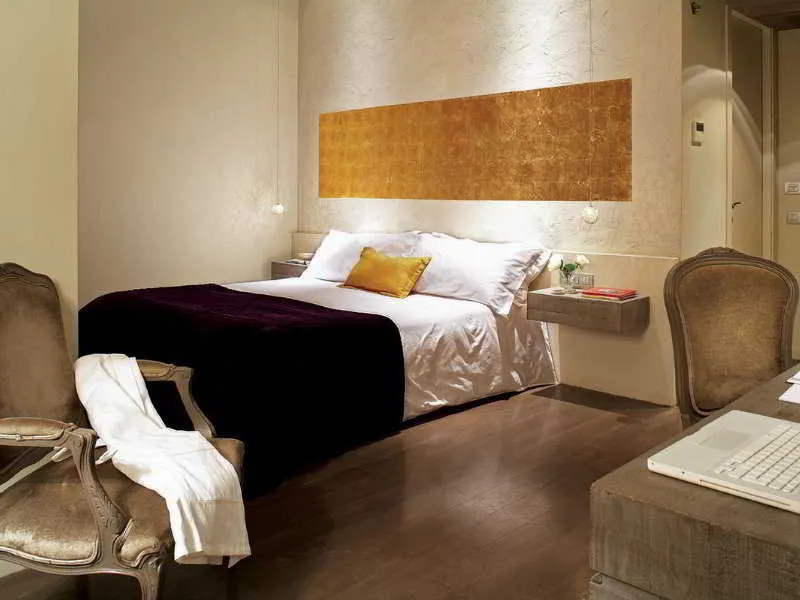 Room, Neri, Barcelona