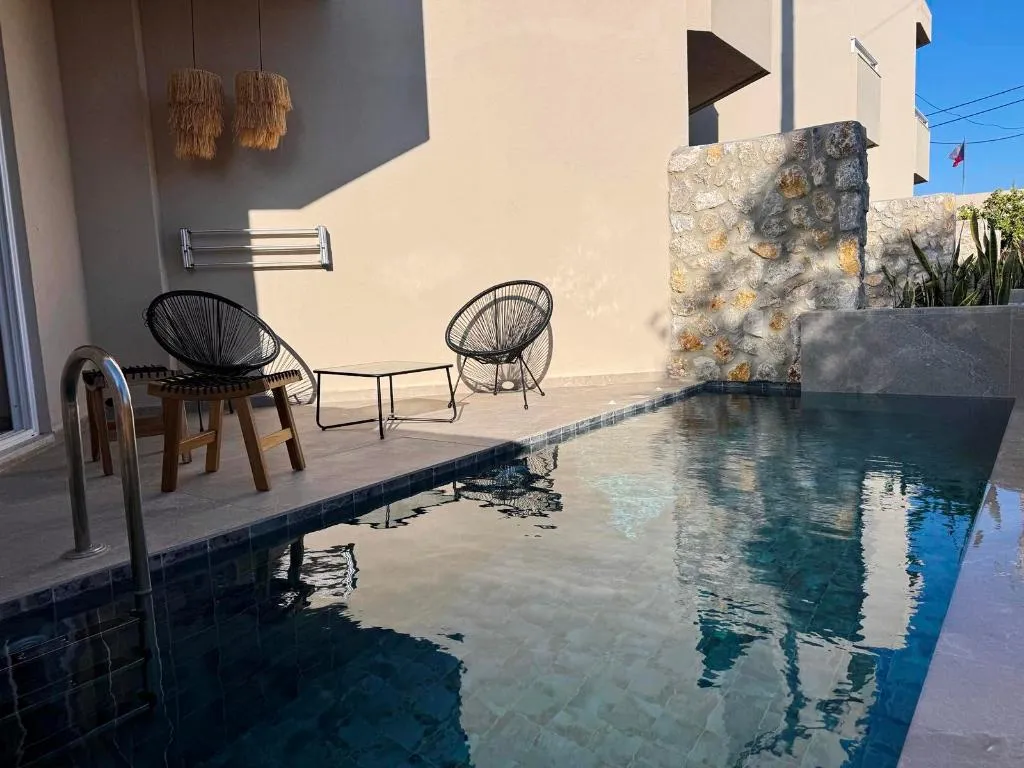 JUNIOR SUITE WITH PRIVATE POOL Room, Argiro Village, Rhodes