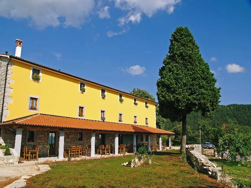 General view, Villa Calussovo, Istria