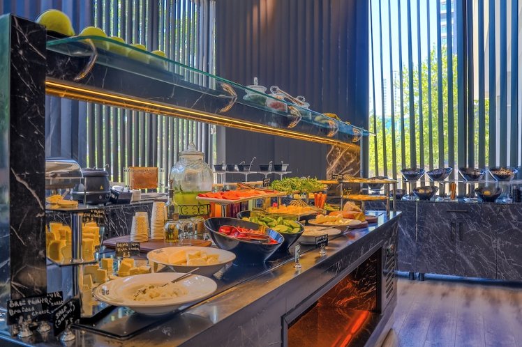 Marlen Hotel Bayraklı, Izmir