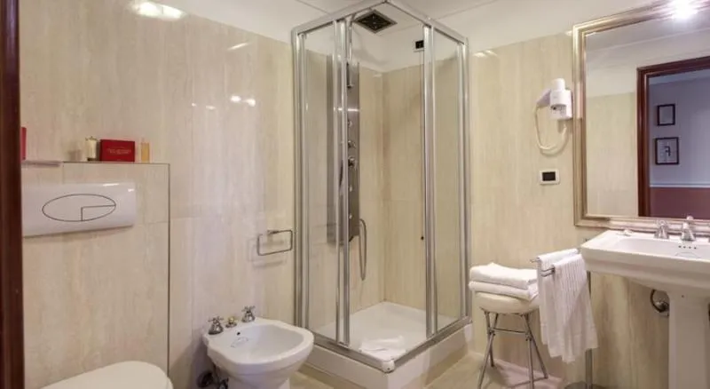 TRIPLE SUPERIOR Room, Antico Palazzo Rospigliosi, Rome
