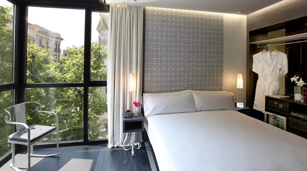 DOUBLE PREMIUM SUPERIOR Room, TWO Hotel Barcelona by Axel Adults Only, Barcelona