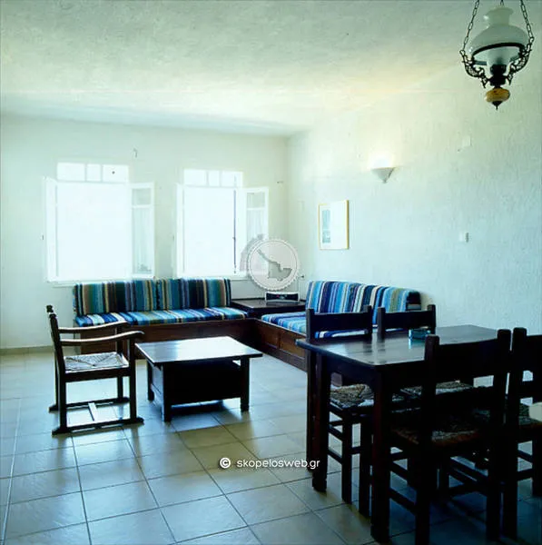 Room, Alkistis, Skiathos