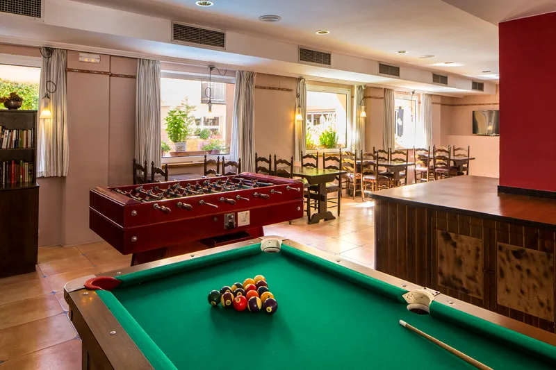 Sports and Entertainment, Hotel Mar de Tossa, Costa Brava