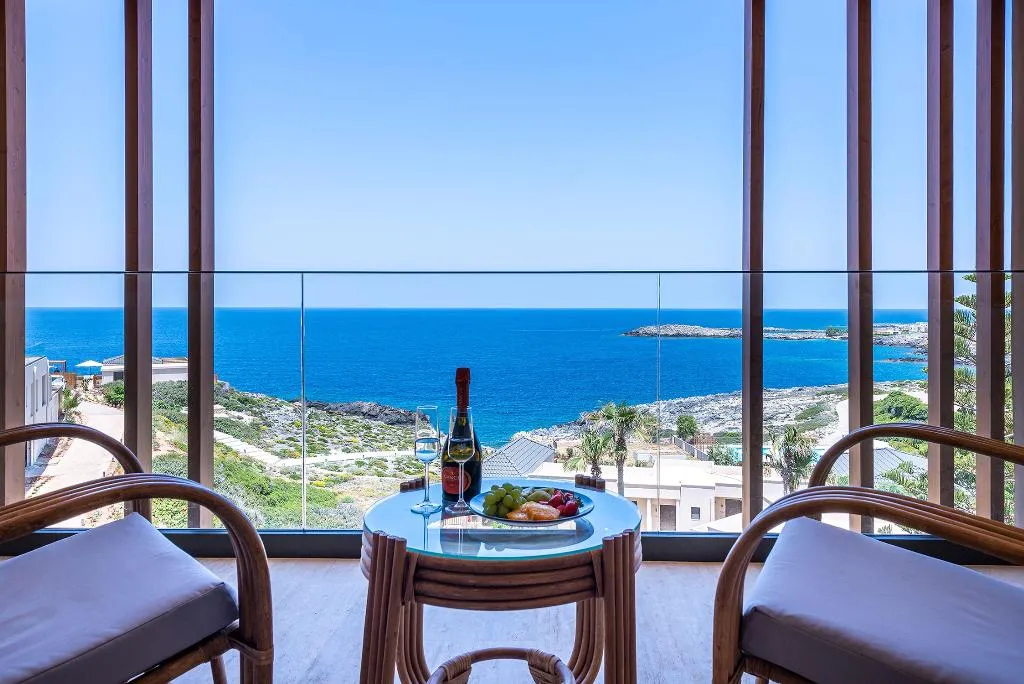 Room, Aulus Chania Resort, Curio Collection by Hilton, Thessaloniki