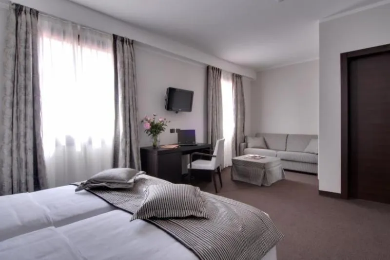 QUADRUPLE STANDARD Room, Villa Pannonia, Venice