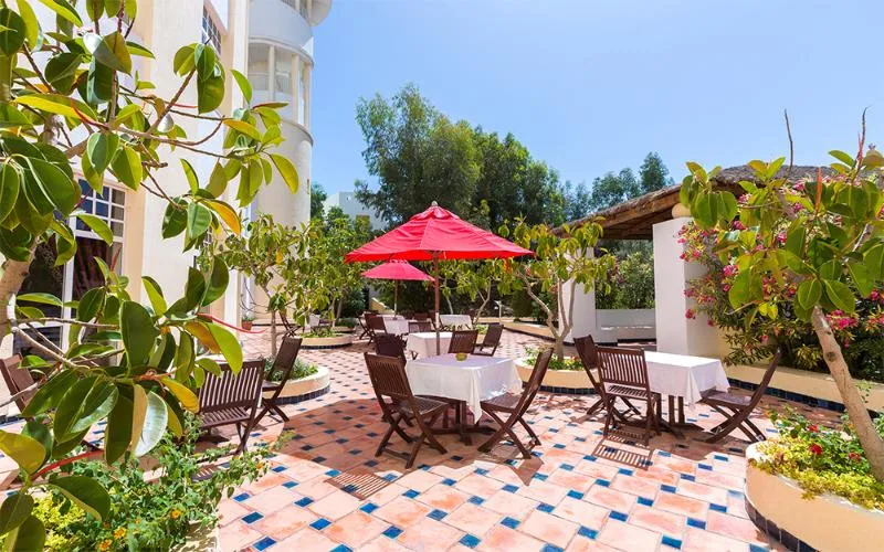 Terrace, Medina Solaria & Thalasso Hotel, Tunisia