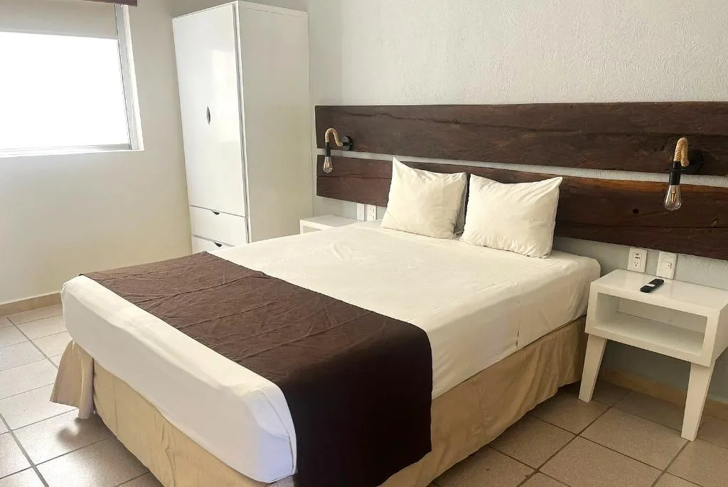 FAMILY ROOM NON SMOKING Room, Days Inn by Wyndham Playa del Carmen, Playa Del Carmen