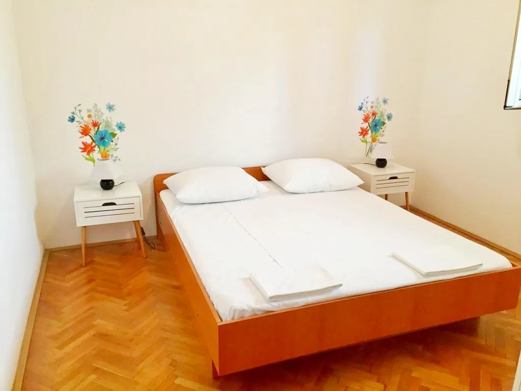 APARTMENT CAPACITY 2 Room, Apartments Iskra Duce, Split