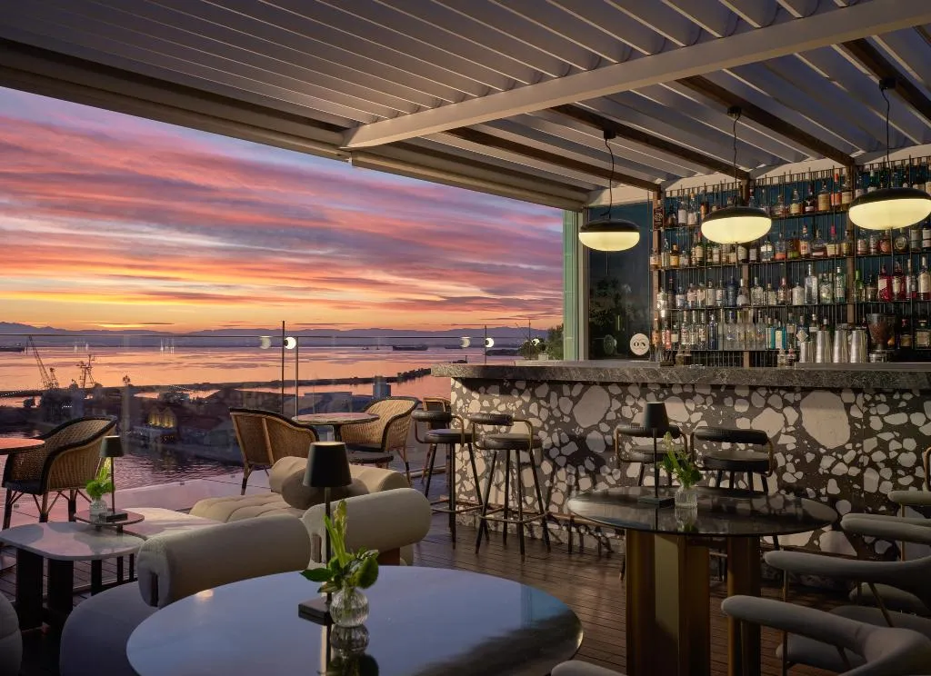 Bar, ON Residence, Halkidiki