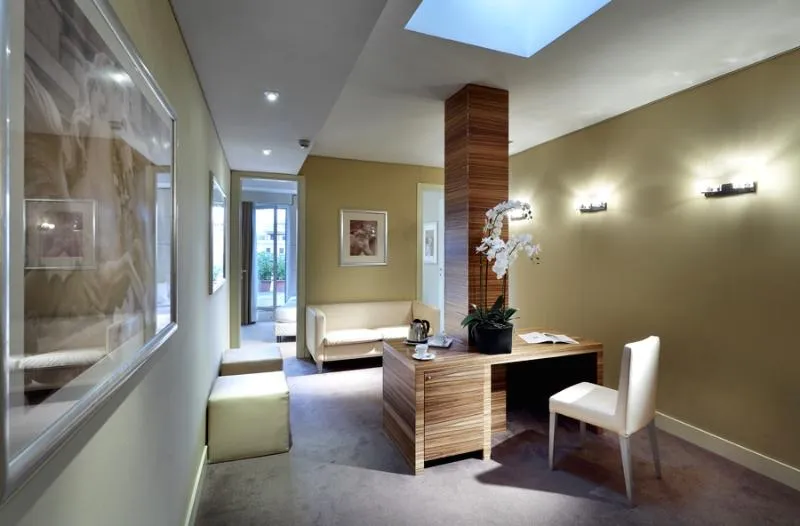 Room, Mercure Roma Centro St. John, Naples