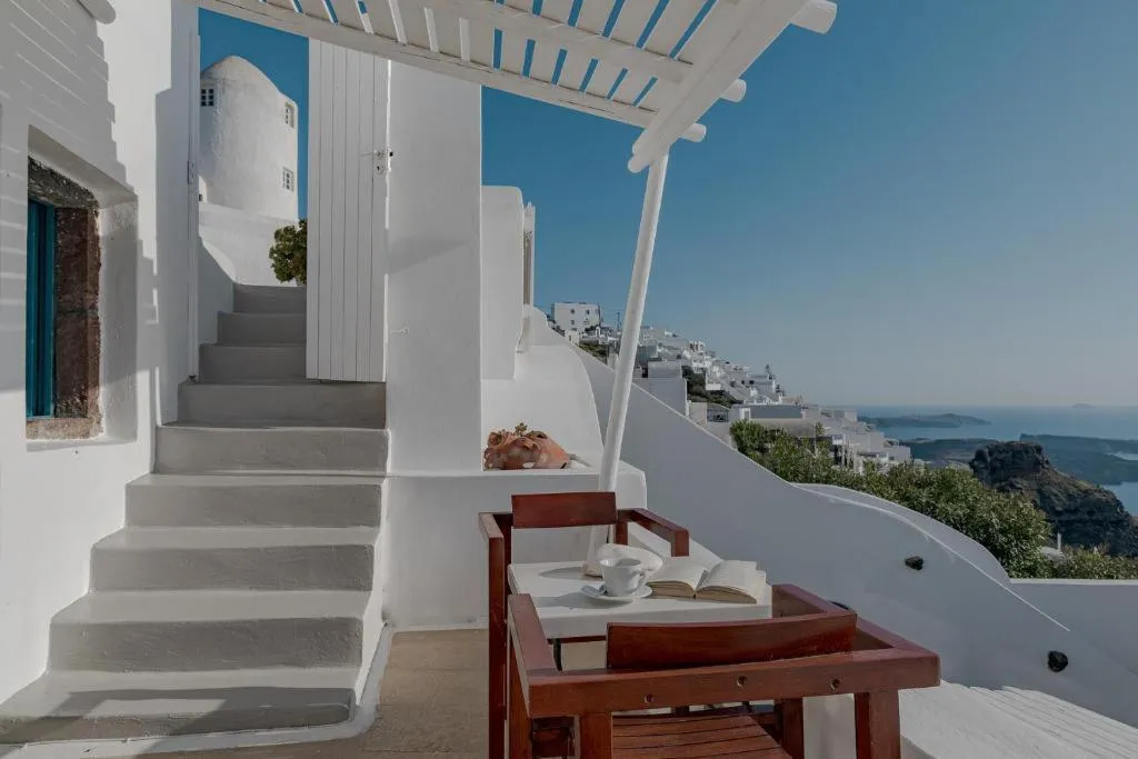 STUDIO DELUXE Room, Afroessa Hotel, Santorini