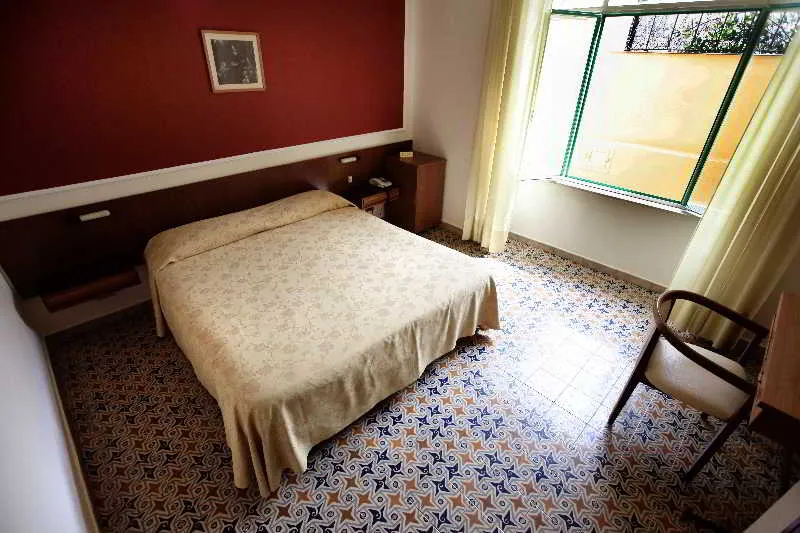Room, Continental, Taormina