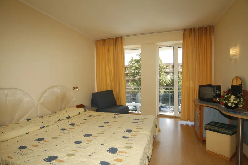 DOUBLE SUPERIOR Room, Hotel Perla, Varna