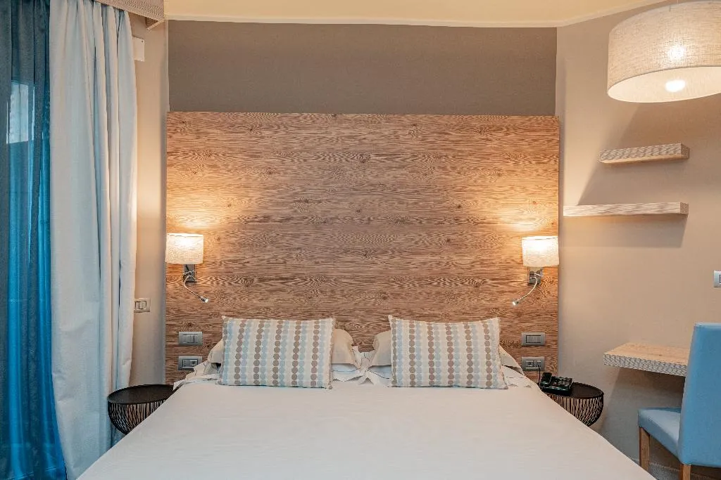 SUITE POOL VIEW Room, Hotel Calabona, Alghero
