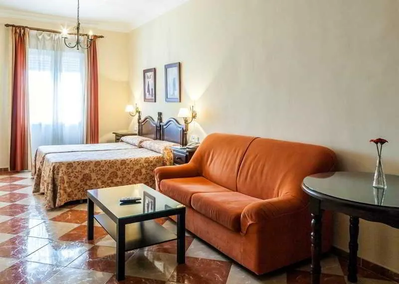 Double or Twin CLASSIC WITH BALCONY Room, El Molino, Seville