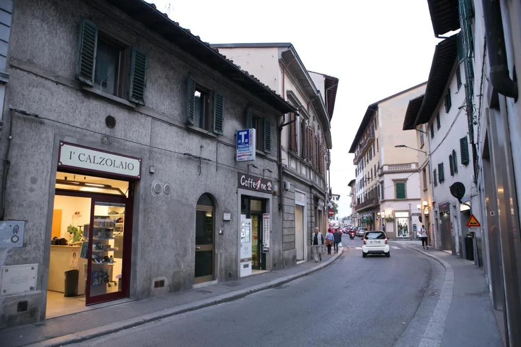 General view, Giuliani Home, Florence