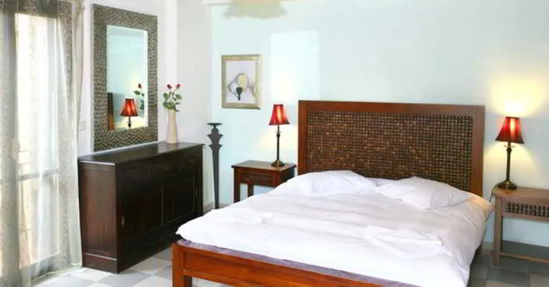 Room, Vranas Studios, Crete
