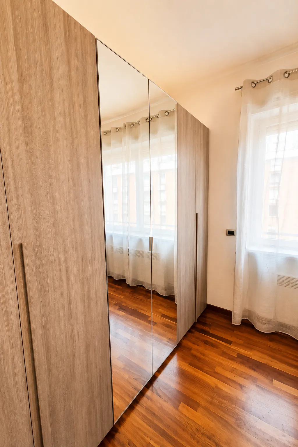 APARTMENT BASIC Room, Style Homes, Milan