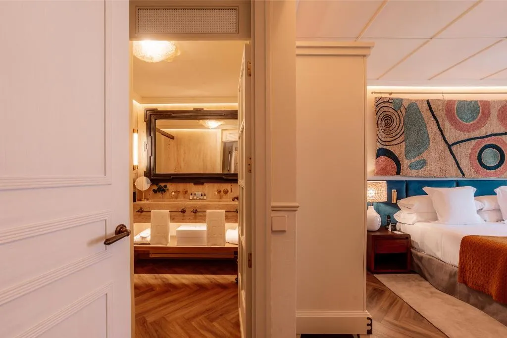 SINGLE DELUXE ONE BED Room, Only YOU Hotel Sevilla, Seville