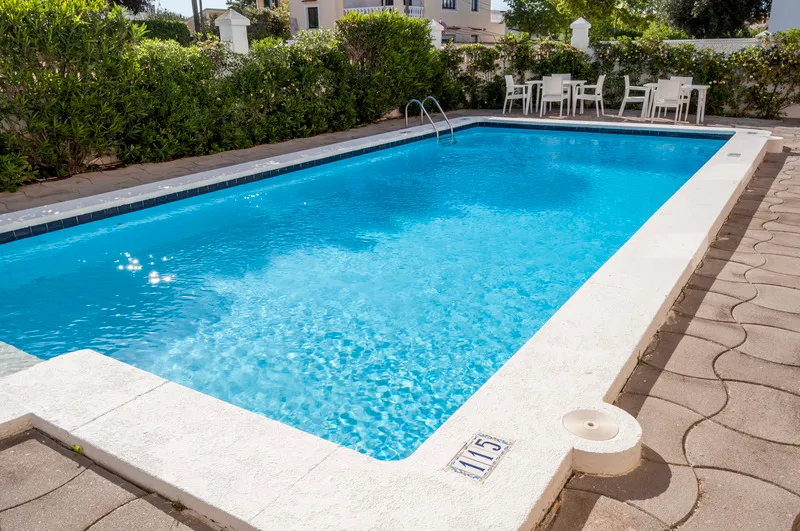 Pool, Madrid, Menorca