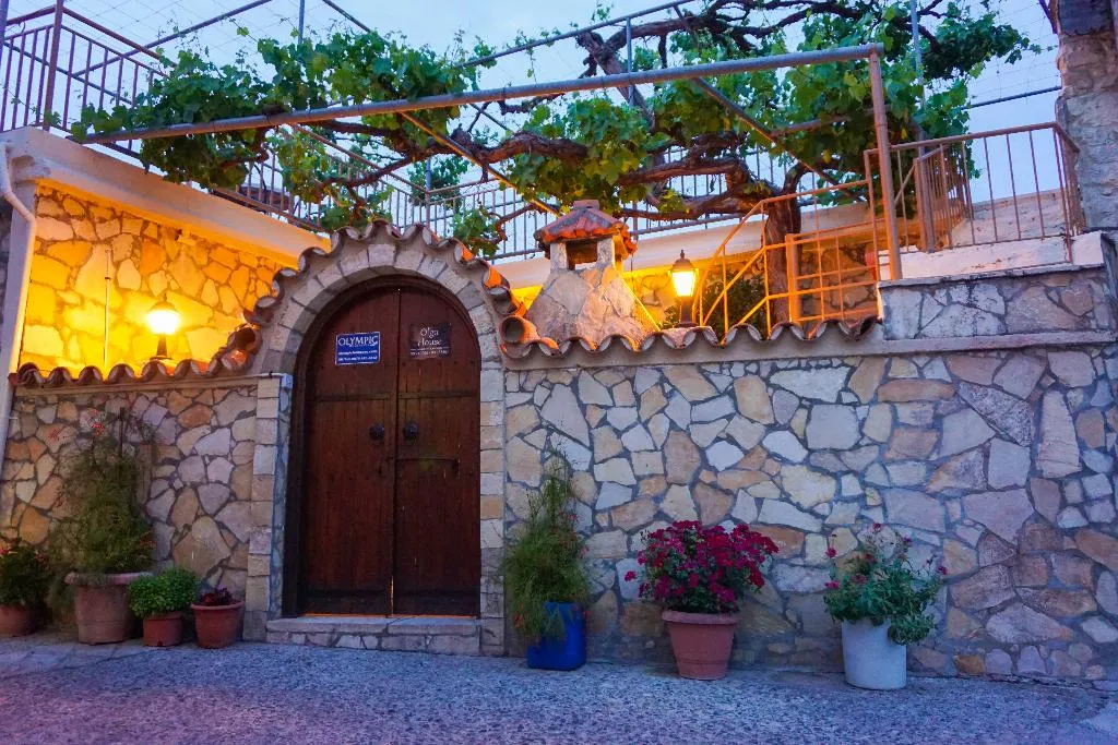 HOUSE STANDARD Room, Omodos Village Houses, Cyprus