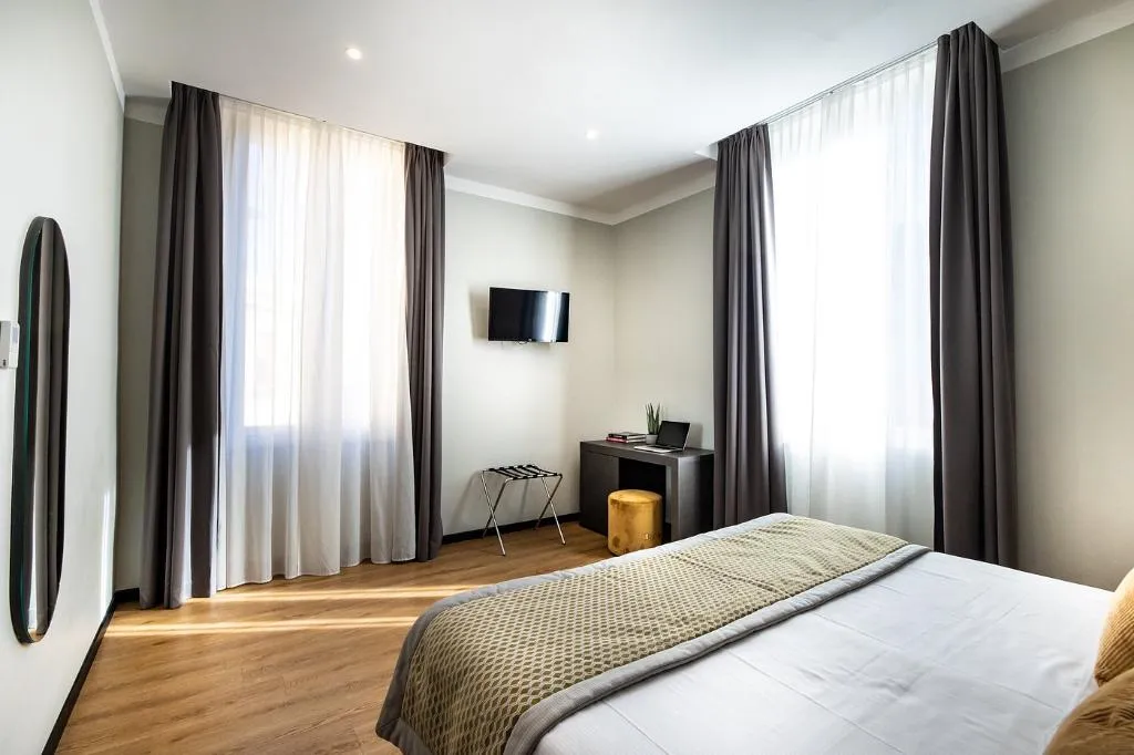 TRIPLE PREMIUM Room, The Cross, Rome