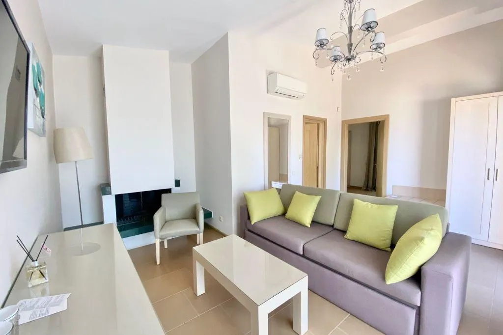 SUITE LUXURY Room, Greek Pride Cronwell Rahoni, Thessaloniki