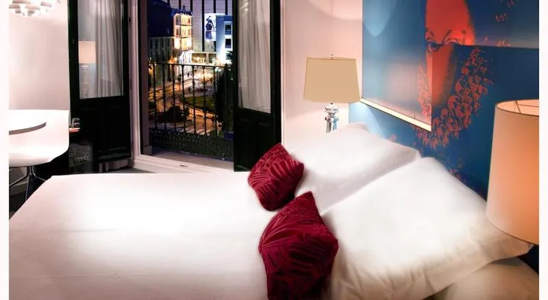 DOUBLE STANDARD Room, Libere Madrid Palacio Real, Madrid