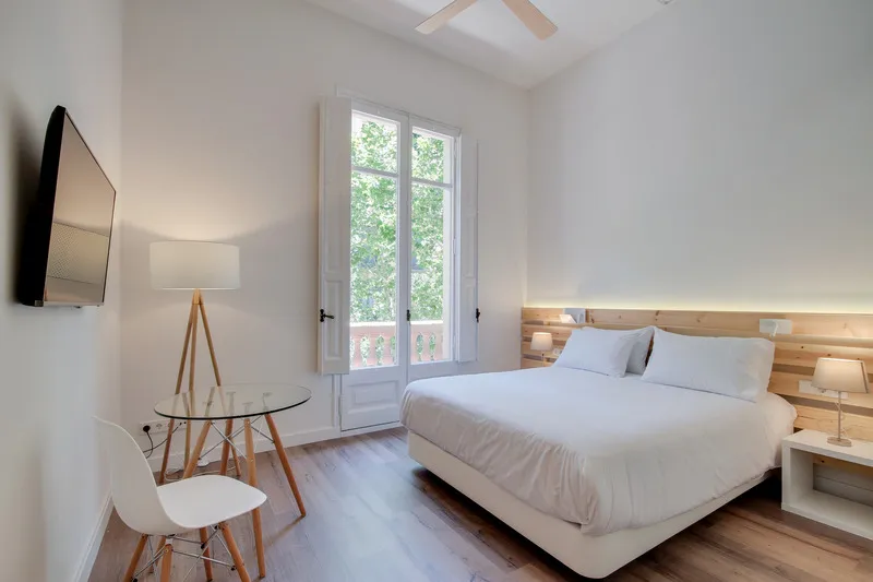 DOUBLE WITH BALCONY Room, Principal, B&B, Barcelona