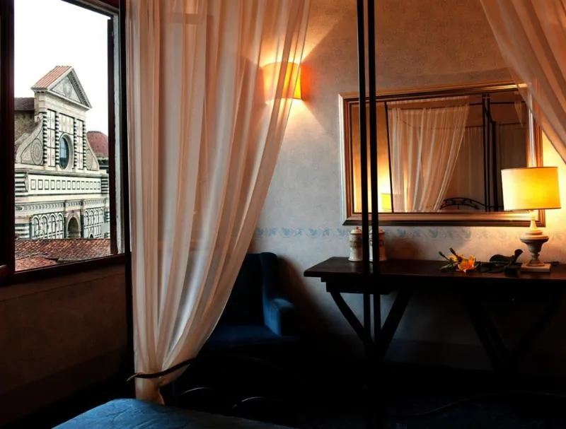 JUNIOR SUITE STANDARD Room, Palazzo Dal Borgo, Florence