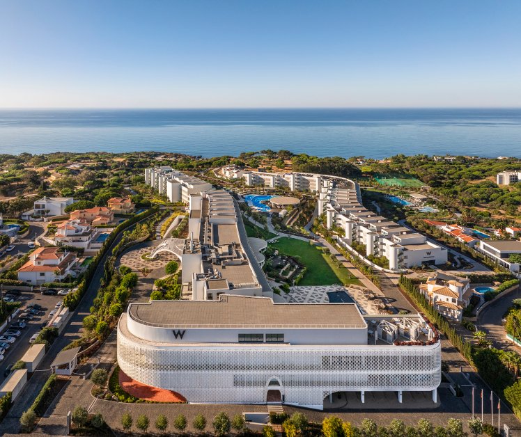 W Algarve, Algarve