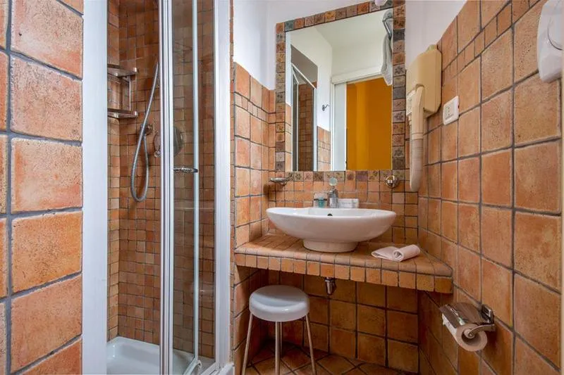 Room, Tiziano, Rome