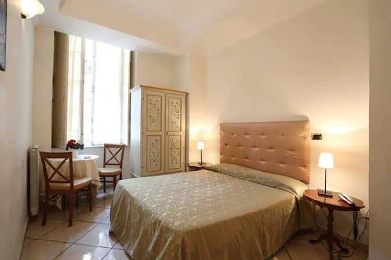 Double or Twin STANDARD Room, Bovio Suite, Naples