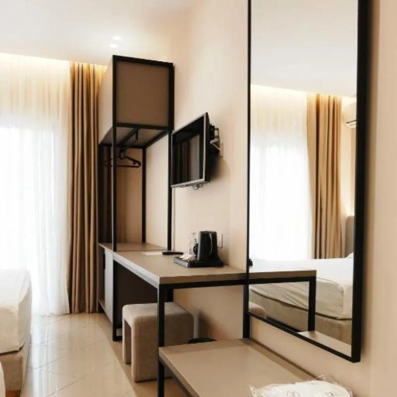 TRIPLE DELUXE SEA VIEW Room, Mediterrane, Southern Albania