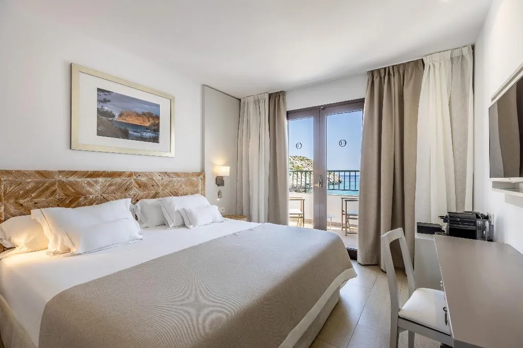 DOUBLE SEA VIEW Room, Hoposa Niu, Majorca