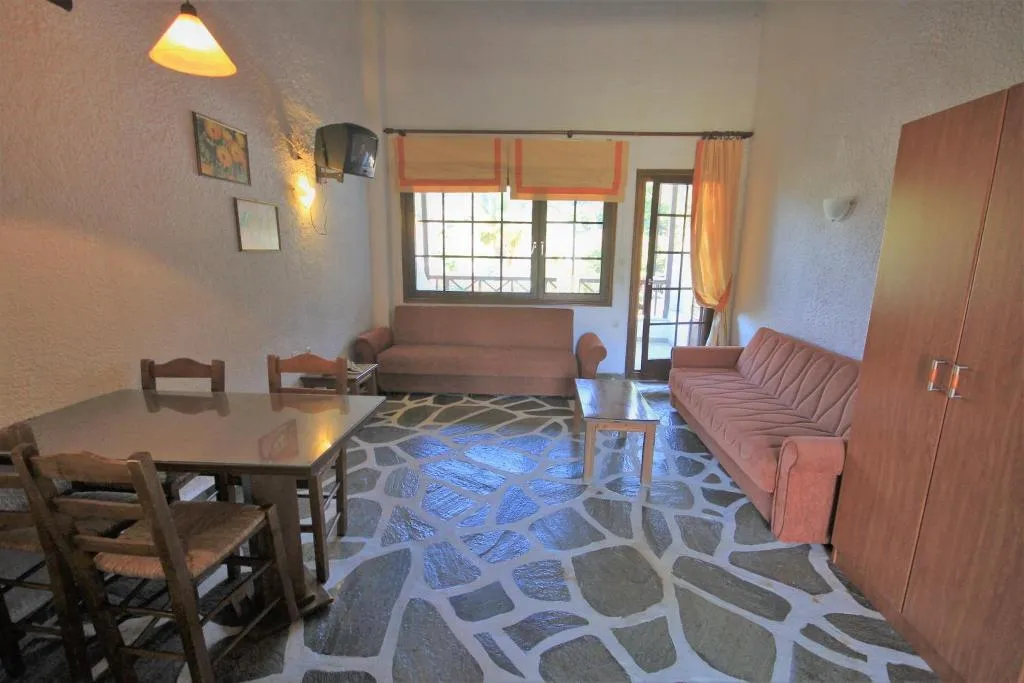 APARTMENT POOL VIEW Room, Delphi Resort, Skiathos