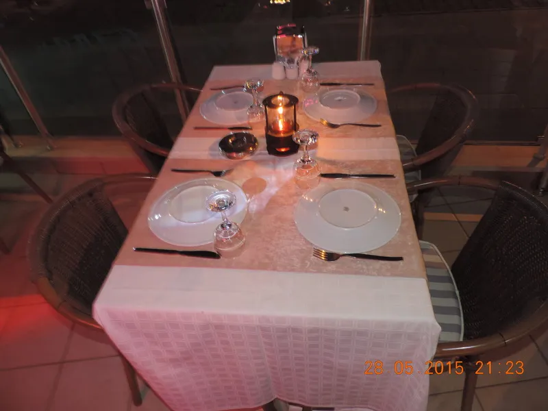 Restaurant, Banana, Dalaman