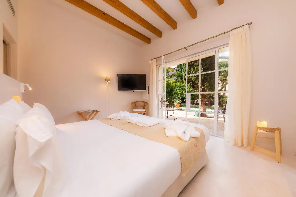 Double or Twin SUPERIOR Room, Yartan Boutique Hotel, Majorca