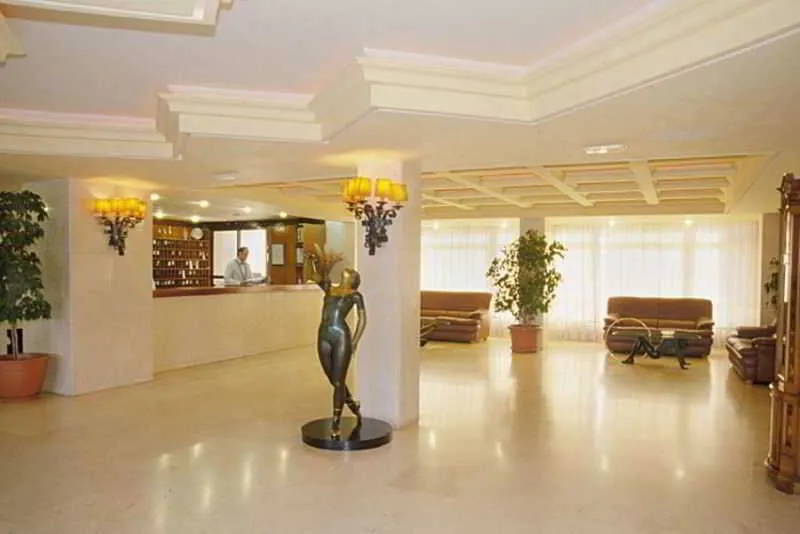 Lobby, Los Alamos, Costa Del Sol