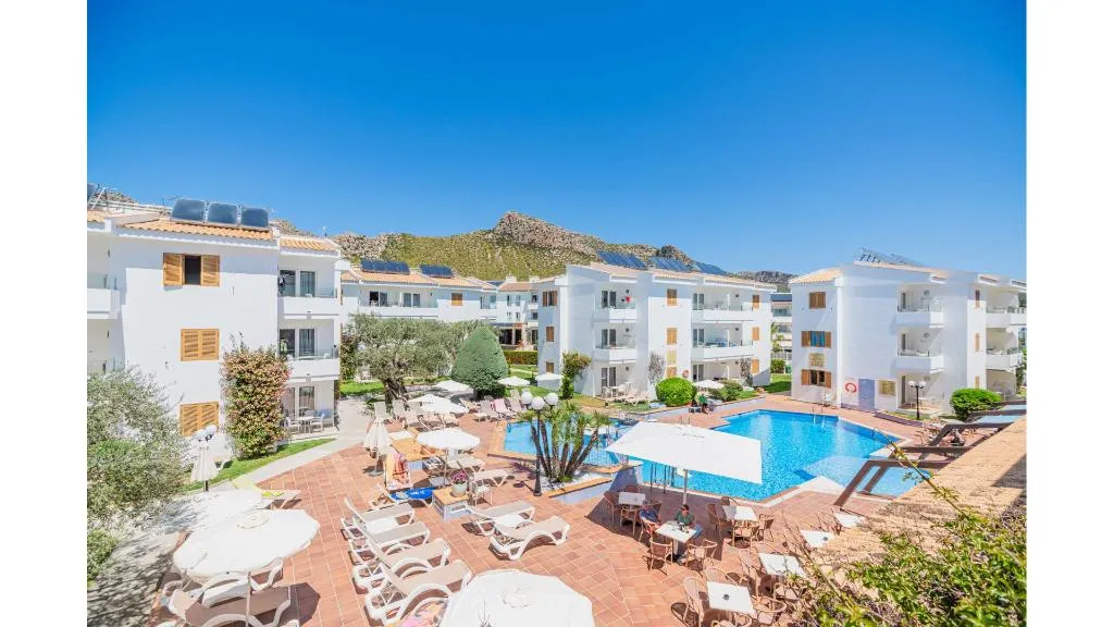 Pool, Flora, Majorca