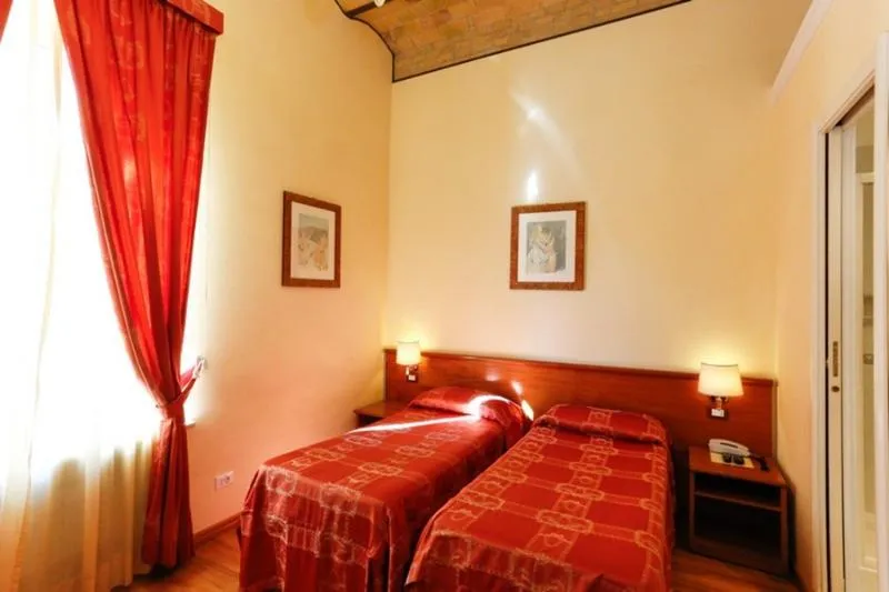 TWIN STANDARD Room, Tempio di Pallade, Rome