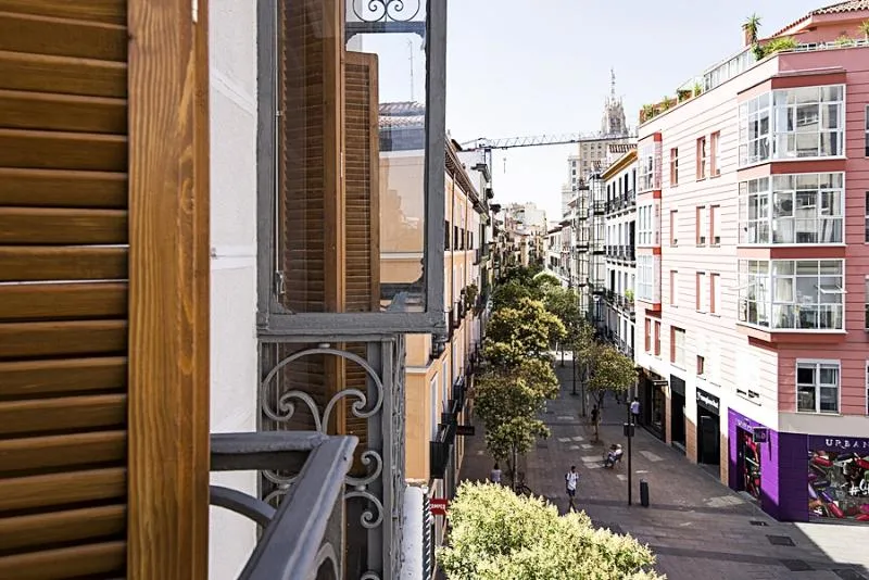 General view, B&B Apartamentos Madrid Centro Fuencarral 46, Madrid
