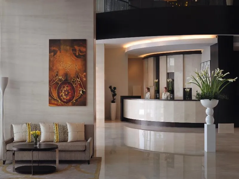 Lobby, Movenpick Hotel Jumeirah Lakes Towers, Dubai