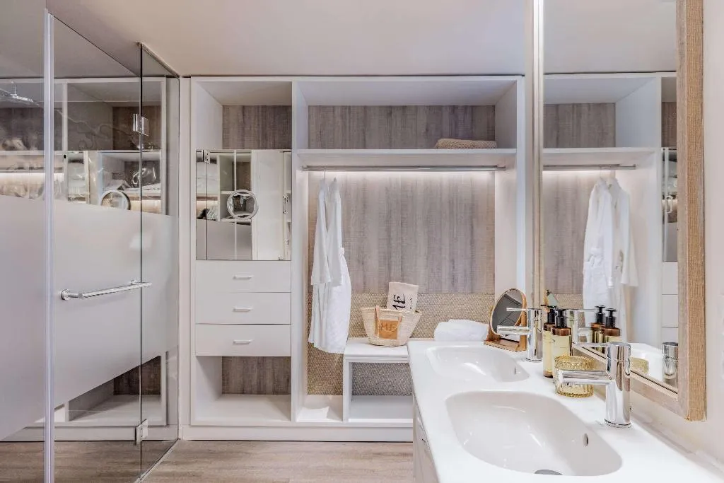 SUITE WITH PRIVATE POOL Room, ME Ibiza, Ibiza