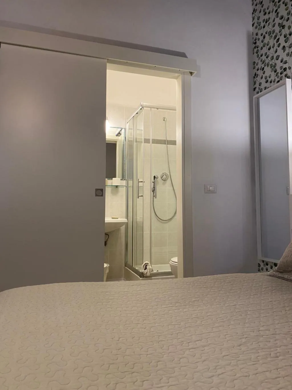 DOUBLE STANDARD Room, Nella, Florence